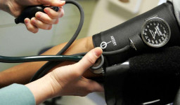 انواع دستگاه فشار خون و پرفروش ترین آن در سال 1402