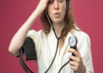 علائم فشار خون پایین + راه‌های درمان فشار خون پایین 