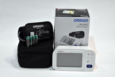 Omron M6 Comfort Blood Pressure Monitor